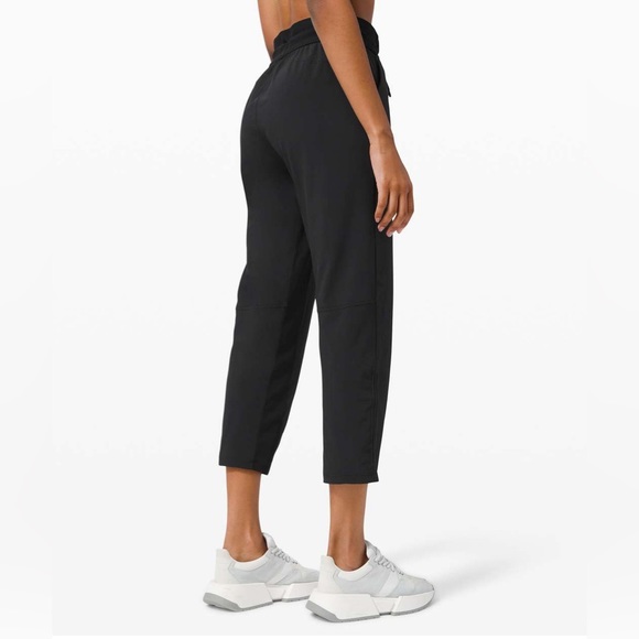 Lululemon Beyond the Studio Crop - Black - Picture 3 of 5